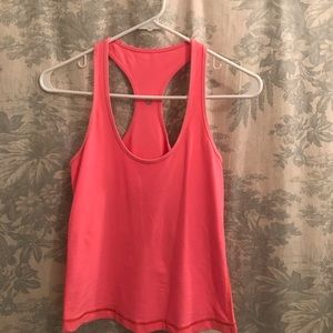 Lululemon pink tank top (cropped version)